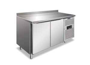 TAVOLO FREEZER CONGELATORE NEGATIVO 2 PORTE CON ALZATINA – CXF 2200 BT – Temp. -22°C/-18°C Dim. cm. L136xP70x96h