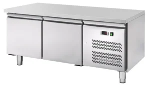 Tavolo Refrigerato Ventilato GN1/1 2 porte - AKU2104TN - Temp. -2C°/+8C° - Dim. cm 136x70x65