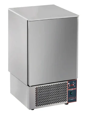 Abbattitore di temperatura potenziato – Tecnodom Attila ATT10-P | 10 teglie GN 1/1 o 600 × 400 mm | -40/+3 °C | L 75,1 × P 75 × H 131/133 cm