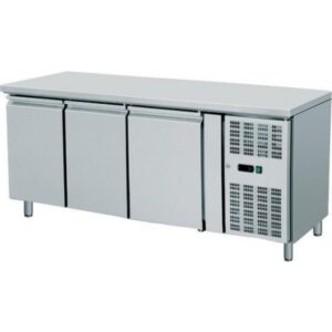 Tavolo Refrigerato Ventilato GN1/1  3 porte - AKU3104TN - Temp. -2C°/+8C° - Dim. cm 179,5x70x65