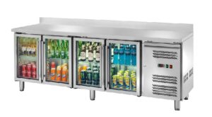 Tavolo Refrigerato Ventilato GN1/1  con 4 porte a vetri e alzatina- AK4204TNG - Temp. -2C°/+8C° - Dim. cm 223x70x95