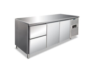 TAVOLO FRIGO REFRIGERATO POSITIVO 2 PORTE + 2 CASSETTI (2×1/2) – CXF 3110 TN – Temp. -2 °C /+8 °C Dim. Cm 179,5x70x86h