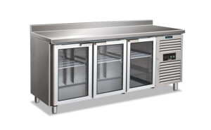 TAVOLO FRIGO REFRIGERATO POSITIVO 3 PORTE IN VETRO CON ALZATINA  - CXF 3200 TNG - Temp.  -2°C/+8°C  Dim. Cm 179,5x70x96h