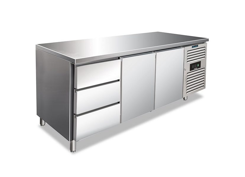 Tavolo frigo ventilato 2 porte e 3 cassetti (3x1/3) – CXF 3130 TN – Temp. -2°C/+8°C – L179,5xP70xH86 cm