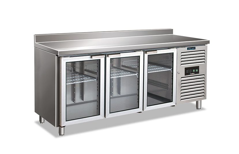 Tavolo frigo ventilato 3 porte in vetro con alzatina – CXF 3200 TNG – Temp. +2°C/+8°C – L179,5xP70xH96 cm