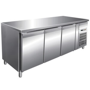 Tavolo refrigerato ventilato 3 porte – Forcar G-GN3100TN | 417 L | -2/+8 °C | L179,5xP70xH86 cm