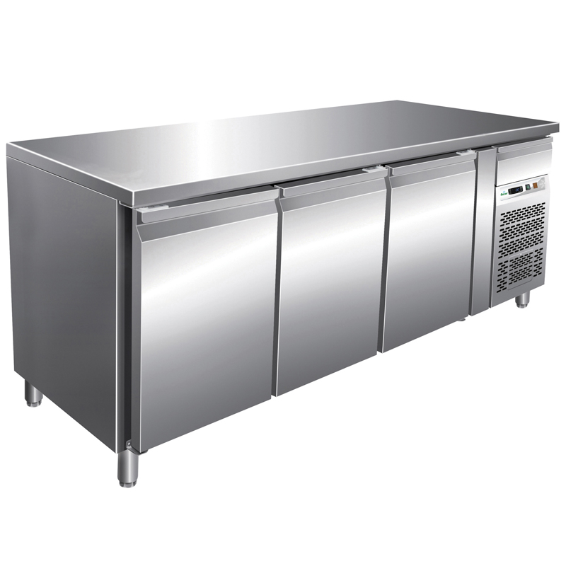 Tavolo refrigerato ventilato 3 porte – Forcar G-GN3100TN | 417 L | -2/+8 °C | L179,5xP70xH86 cm