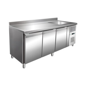 Tavolo frigo ventilato con lavello 3 porte Forcar G-GNS3200TN | 580 L | -2/+8 °C | L202xP70xH96 cm