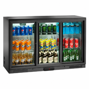 Frigo bibite retrobanco Amitek AK301BBS su fondo bianco