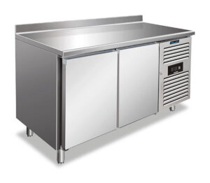 Tavolo freezer ventilato per pasticceria 2 porte con alzatina – PXF 2200 BT – Temp. -20°C/-15°C – L151xP80xH96 cm