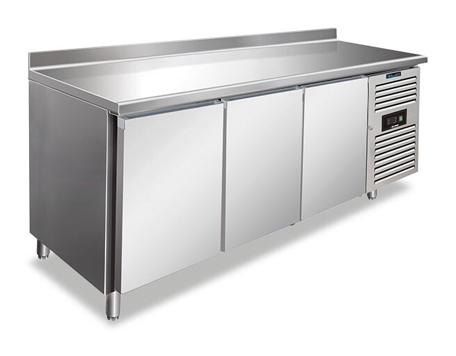 Tavolo freezer ventilato per pasticceria 3 porte con alzatina – PXF 3200 BT – Temp. -20°C/-15°C – L202xP80xH96 cm
