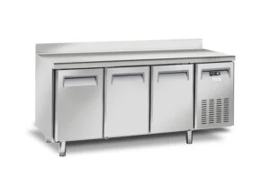 Tavolo frigo ventilato 3 porte con alzatina – SOUS-CHEF 3 PX Mondial – Temp. -2°C/+8°C – L180xP70xH95 cm